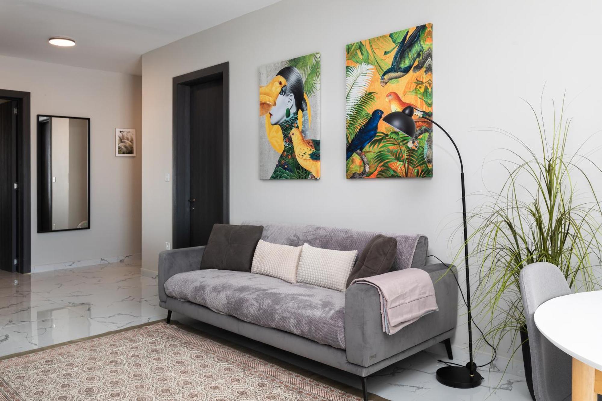 Modern 2Br Cosy Apartment With Large Terrace - Close To Manoel Island & Tigne Shopping Mall Sliema Bagian luar foto